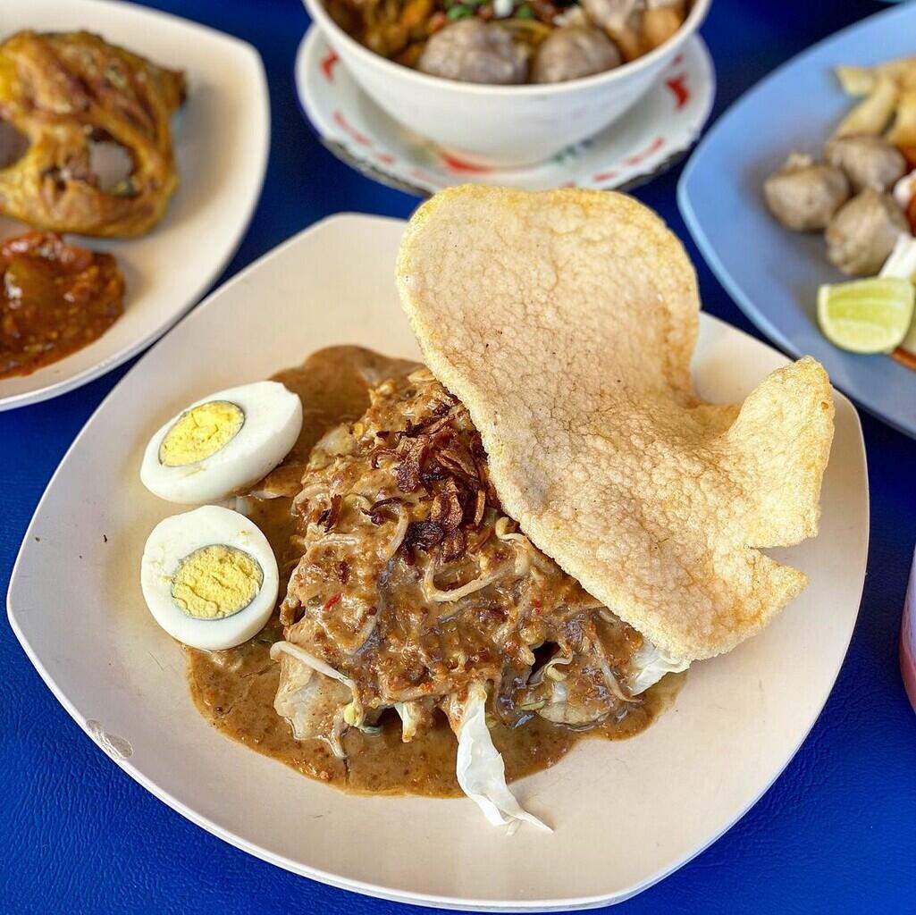 Wisata Kuliner Murah Meriah Di Makassar. Penasaran? Yuk, Cobain!