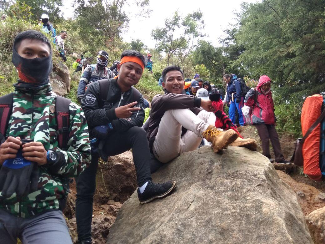 Gunung Prau. Pendaki Wajib Mendaki Gunung ini Saat ke Wonosobo