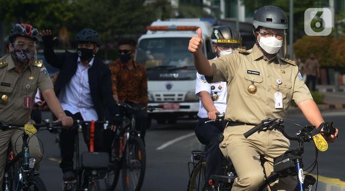 Anggota DPRD Sebut Anies Pilih Urus Hobi Daripada Tranportasi