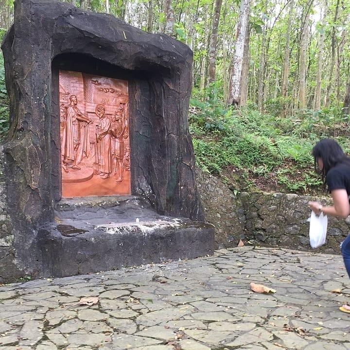 Goa Maria Kaliori, Banyumas Punya Gan-Sis, Kepoin Aja Skuy!