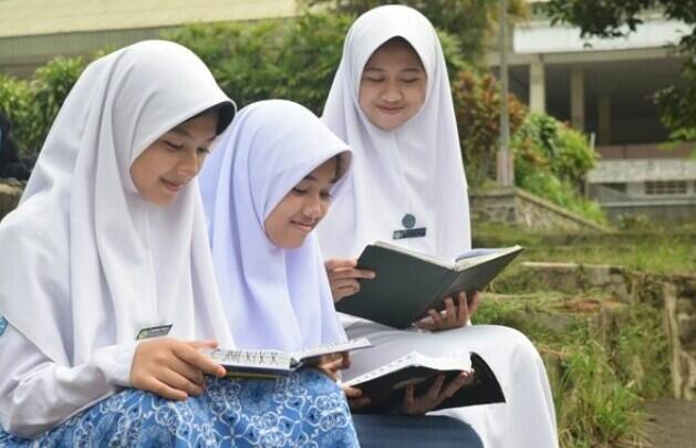 Ada Rencana Masuk Pondok Pesantren? Beberapa Hal Ini yang Harus Dipersiapkan
