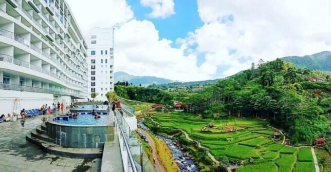 Deretan Hotel Mewah Di Cipanas Puncak Dengan View Cantik Yang Bikin Betah Pengunjung