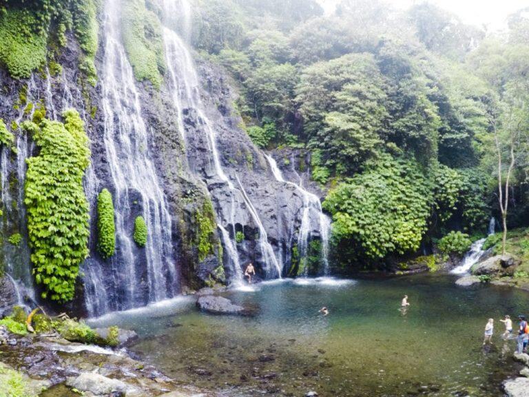 12 Air Terjun Terbaik Indonesia