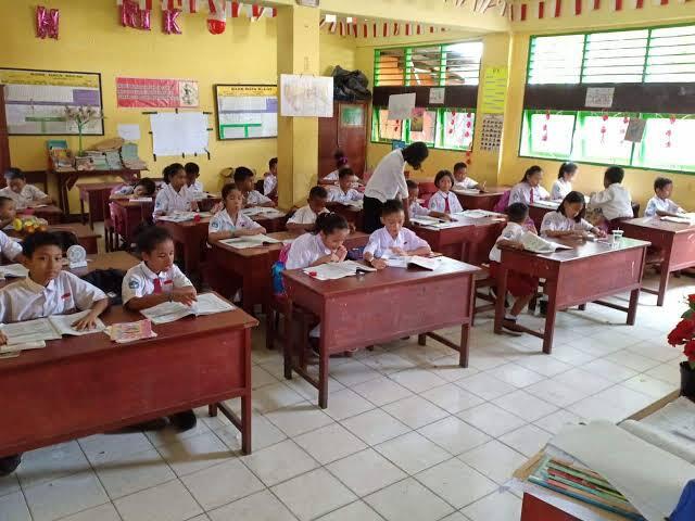 Pahami Perbedaan Mengkritik dan Menghina Sebelum Anda Mendekam di Penjara
