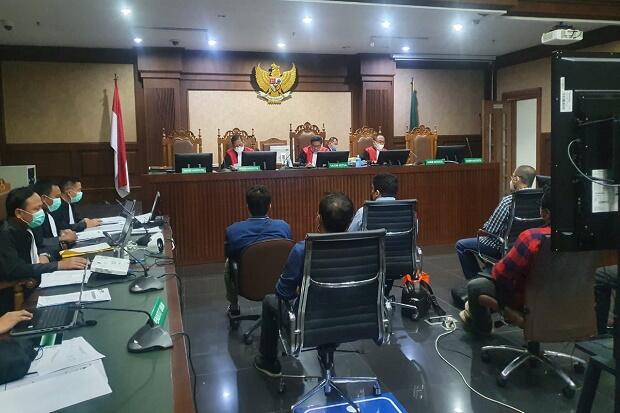 Sidang Bansos COVID-19, Pengusaha Ini Ngaku Diminta Rp3 M untuk Bayar Hotma Sitompul
