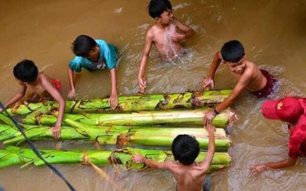 Niat Menebang Pisang, Lelaki Ini Malah 'Ndlosor' Ke Sungai!