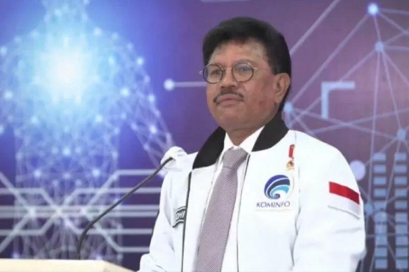 Nabrak Pejaten, Kapal Menkominfo Karam