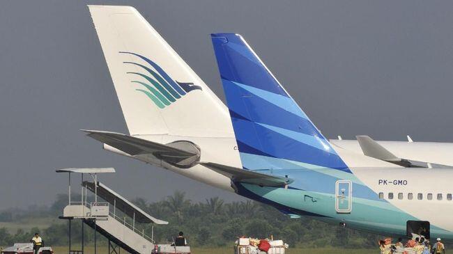 tekan Corona, Garuda Tunggak Gaji Karyawan Rp328 M