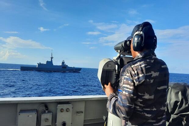 Kapal Perang KRI Diponegoro-365 Latihan Bersama RSS Tenacious 71 Singapura
