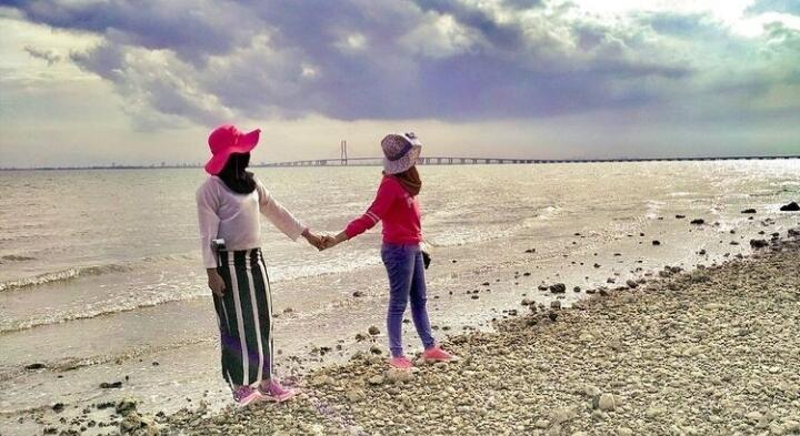 Pantai Batu Malang Madura, Wisata Asik dengan Panorama Menawan