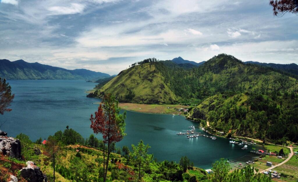 Danau Lut Tawar yang Membuat Mata Terpesona