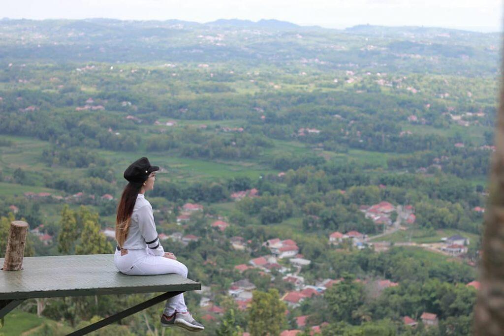 Nikmati Panorama Pamekasan di Ketinggian 800 Mdpl
