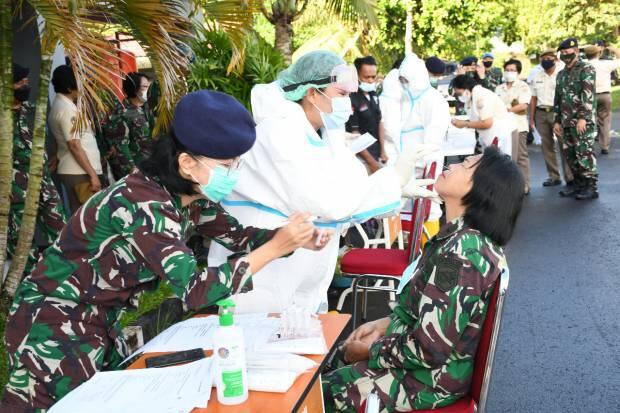 Lantamal VIII Serentak Lakukan Swab Antigen Seluruh Personil