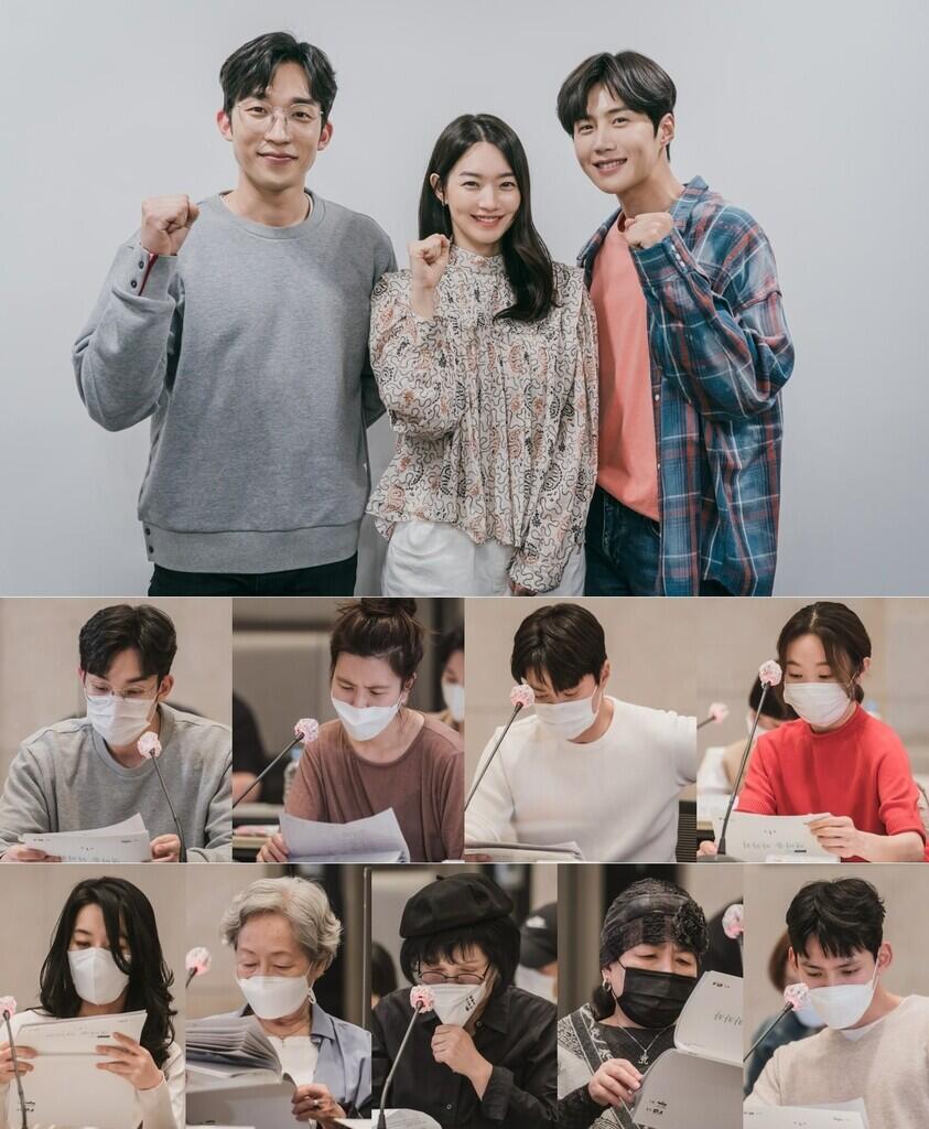 Intip Momen Pembacaan Skrip Drama Terbaru Shin Min Ah dan Kim Seon Ho
