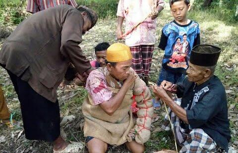 Mengenal Tradisi Ojhung Di Madura 