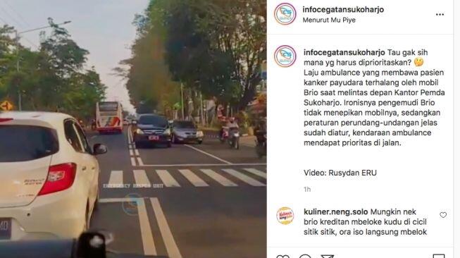 Bikin Gemes! Tak Mau Mengalah, Mobil di Sukoharjo Halangi Ambulans yang Bawa Pasien