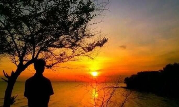Wisata Pantai Rongkang, Pantai dengan Banyak Batu Karang