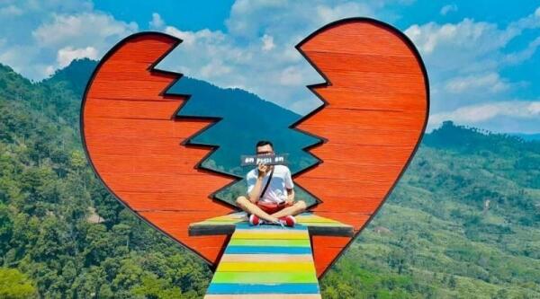 Bukit Situk Asmara, Wisata Alam Memukau Incaran Para Milennial.