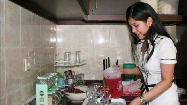 Berani! Annisa Pohan Bela Anies, Kapolri Kena Semprot: Kayak Gak Ada Urusan Lain!