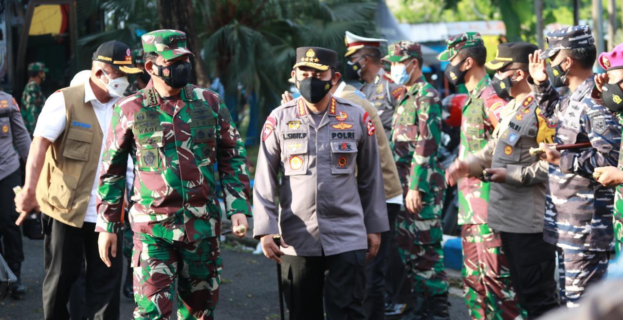 Panglima TNI Bersama Kapolri Paparkan Langkah Selamatkan Warga dari Risiko Covid-19