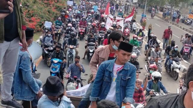 Epidemiolog Sebut Demo Warga Madura di Surabaya Berisiko Penularan Corona