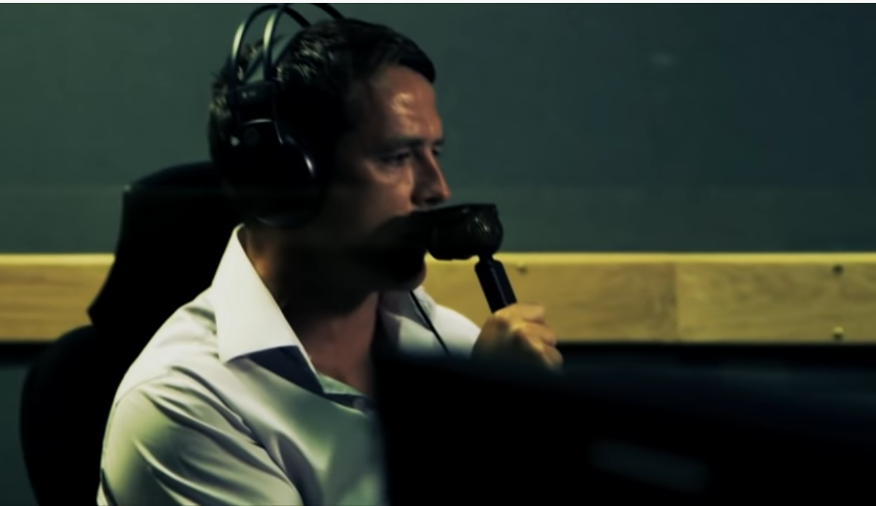 Michael Owen Minta Foto Telanjang Rebecca Owen ? Emang Beneran ? Hmmmm