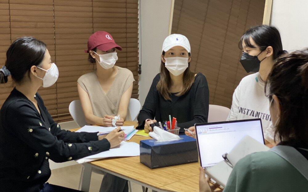 Naeun, Chaewon, Yena dan Jinsol ‘APRIL’ Buka Suara Terkait Kontroversi Bullying