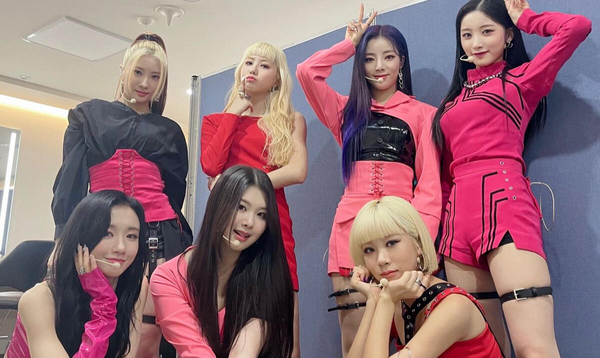 PURPLE K!SS Resmikan Nama Fan Clubnya