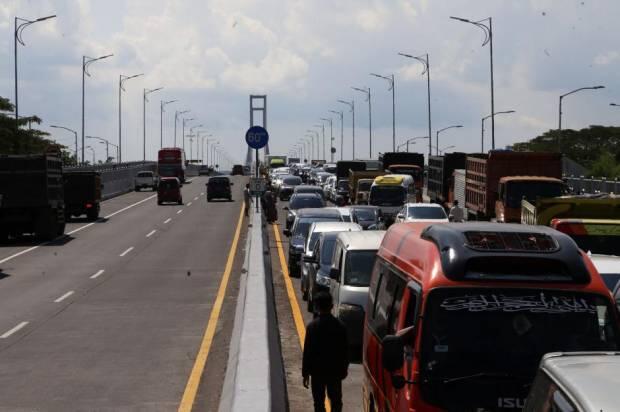 Pos Penyekatan Ditiadakan, Pelintas Jembatan Suramadu Wajib Tunjukkan SIKM