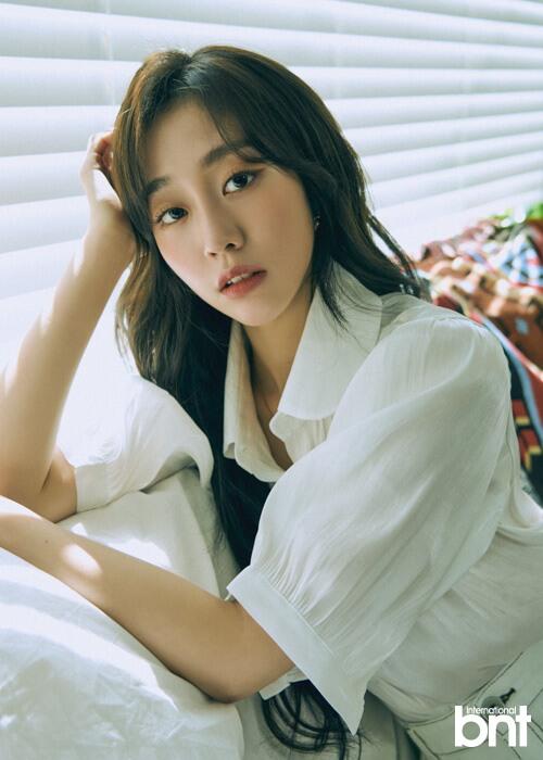 Jisoo ‘Lovelyz’ Positif COVID-19