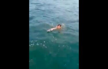 Viral, Video Anak Terapung di Laut Selama 3 Jam Diselamatkan TN AL, Ini Kronologinya