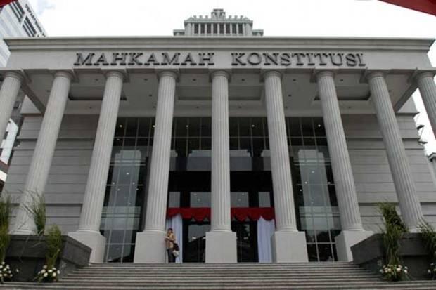 Pakar Hukum Tata Negara Memprediksi Gugatan Denny Indrayana di MK Bakal Ditolak