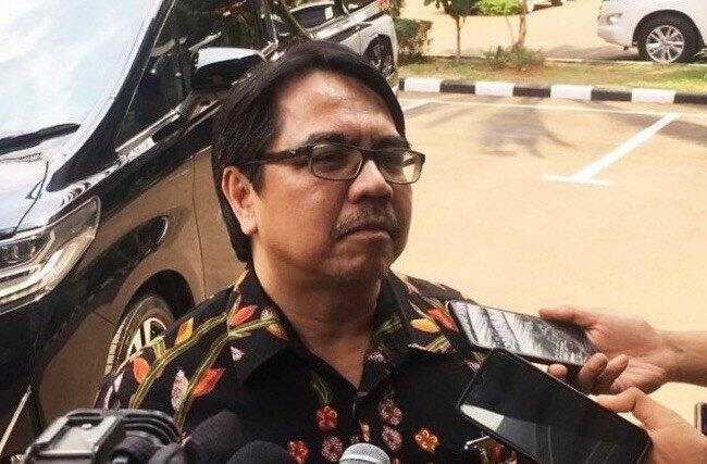 Debat soal Unggahan BEM UI, Delpedro Marhaen Pertanyakan Nyali Ade Armando