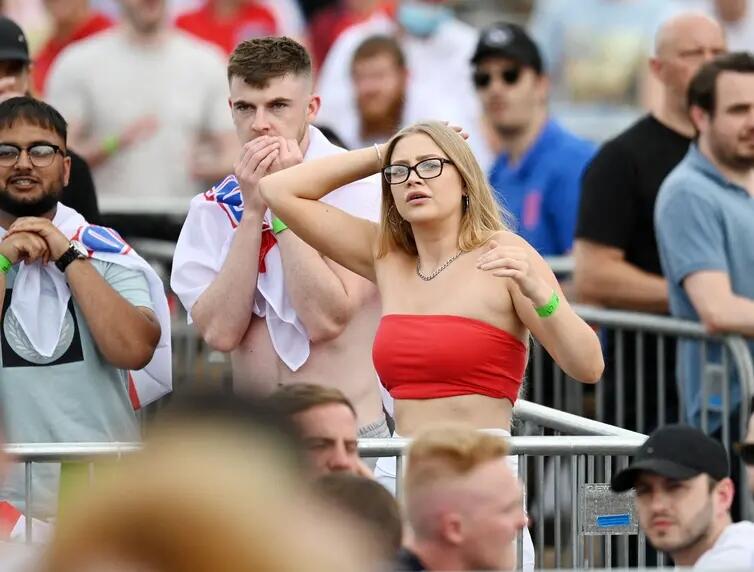 Kate Middleton dan Barisan Fans Cantik England di Euro 2020