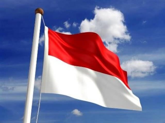 Denda 10 Jt Bagi Warga Yg Mengibarkan Bendera Merah Putih Kusam. Duh Dompet Kering!