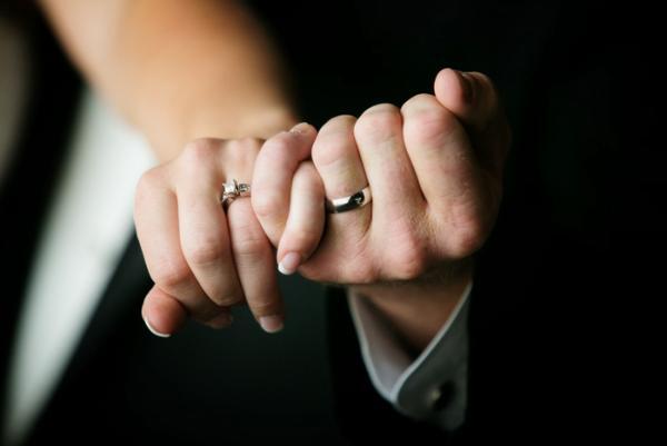 Pandemi Tak Kunjung Usai, Begini Nasib Bisnis Cincin kimpoi