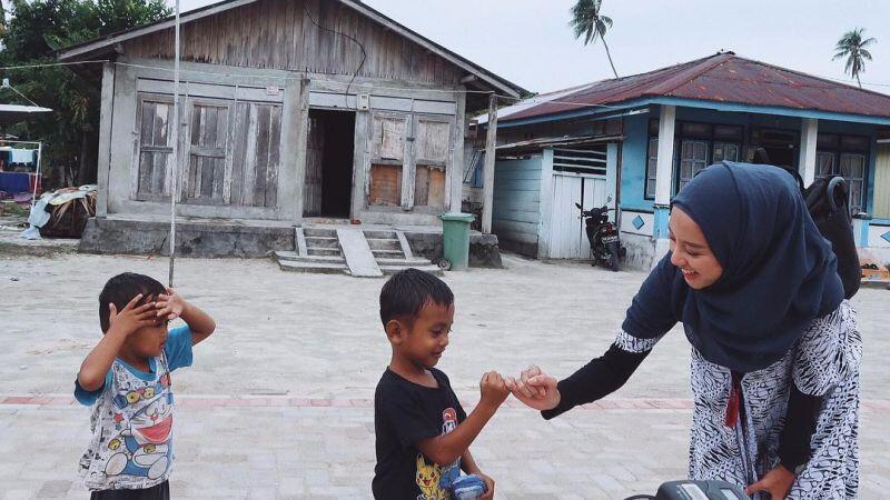 Contoh Baik, Sikap Bos Dermawan Berbagi Pada Badut dan Anaknya Ini Tuai Pujian