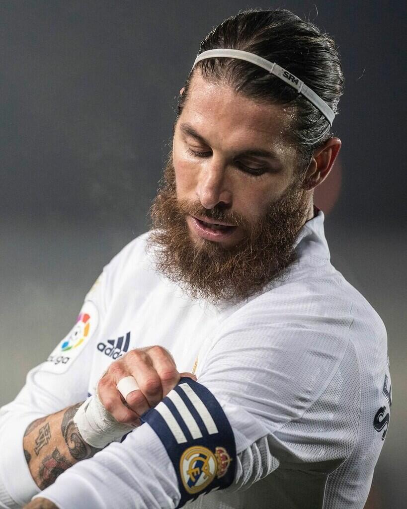 Arsenal dan Chelsea Harap-harap Cemas Tunggu Sergio Ramos Batal ke PSG