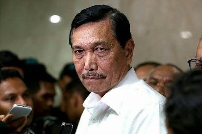 Luhut Minta Kabareskrim Tindak Pemain Harga Obat-Hoax: Tak Ada Urusan Beking!