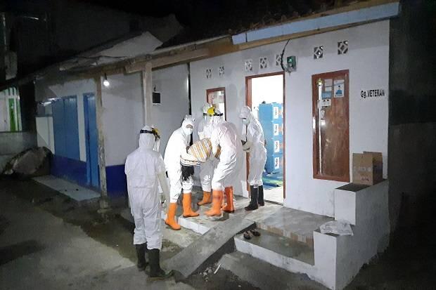 Hujan Tangis di Tasikmalaya, Adik dan Kakak Meninggal Saat Isolasi Akibat COVID-19
