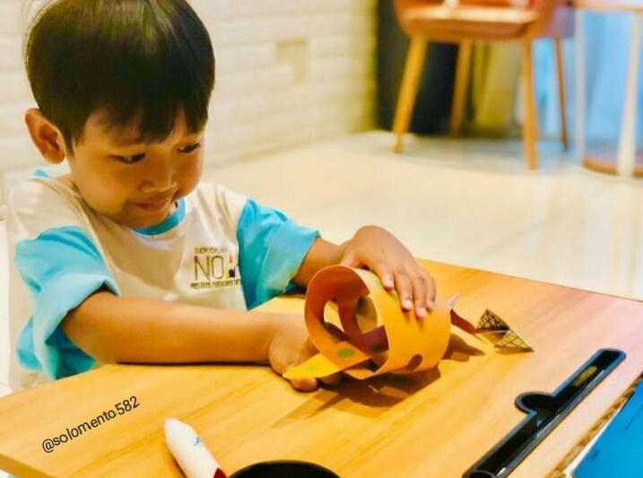 Mari Tingkatkan Kreativitas Anak Kita Dengan Mengajarkan Membuat Mainan Dari Origami
