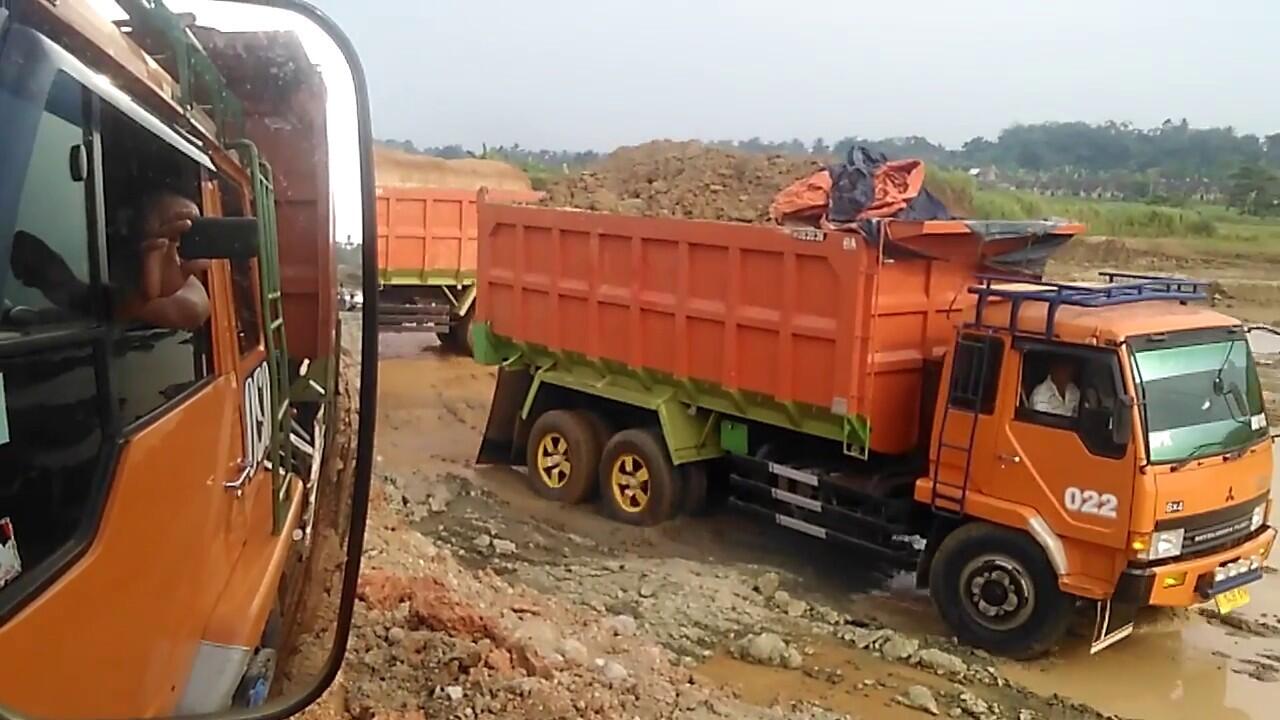 5 Fakta Menarik Truk Di Indonesia, Mulai Desain Hingga Teknologi!