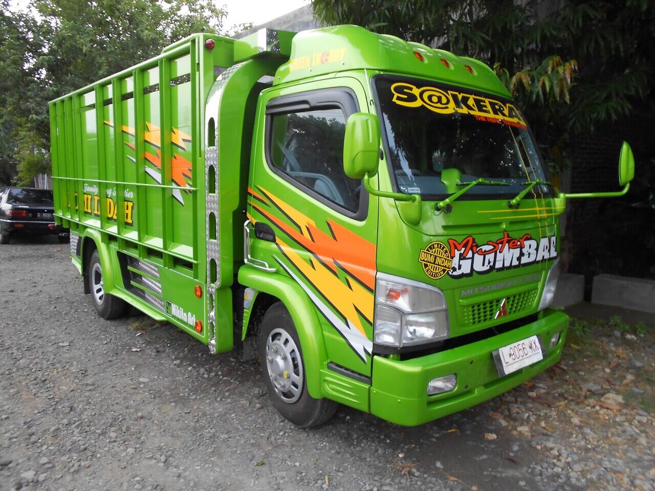 Gambar Truk