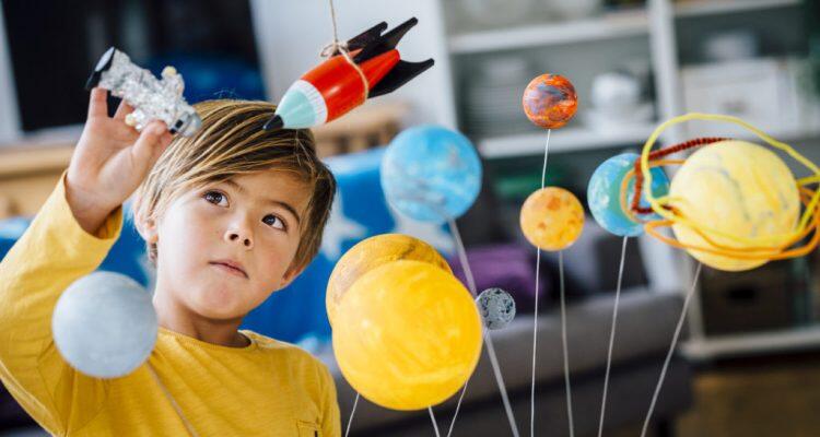 Tips Sederhana Meningkatkan Kreatifitas Dan Imajinasi Anak Di Masa Pandemi