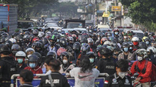 Mau Jual Mobil Susah karena PPKM Darurat? Tenang, OLX Autos Berikan Solusi Terbaik