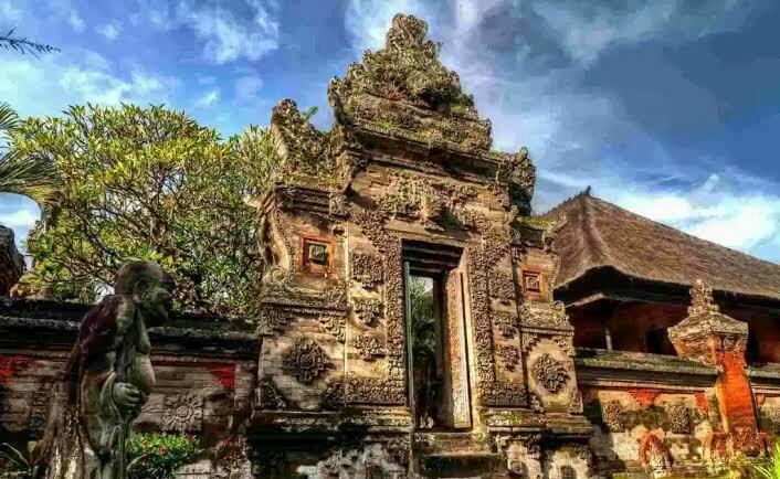 Filosofi Dan Beberapa Nama Rumah Adat Tradisional Bali