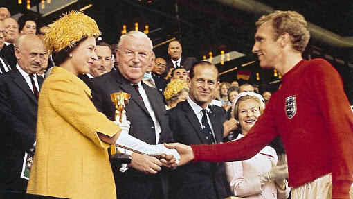 Di Final Euro 2020, Ratu Elizabeth II Ingin Mengulangi Kejadian Tahun 1966
