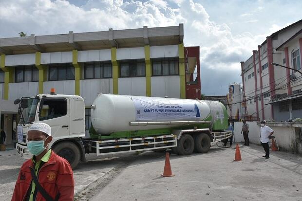 Pusri Kirim Bantuan Oksigen untuk Rumah Sakit di Palembang