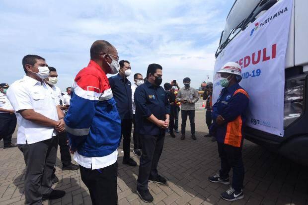 Tinjau Tambahan Unit ISO Tank Pertamina, Menteri BUMN Yakinkan Pasokan Oksigen Aman