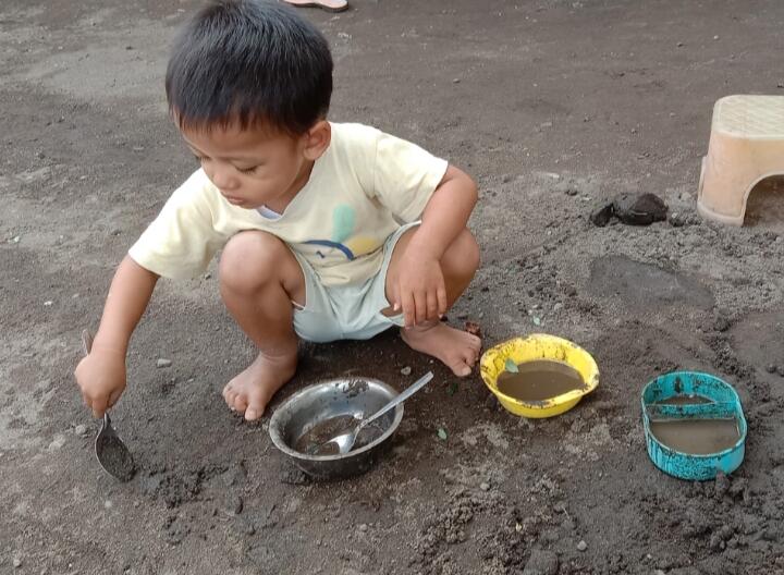 Mendukung Aktifitas Anak untuk Meningkatkan Daya Kreativitas, Berikut Contohnya!